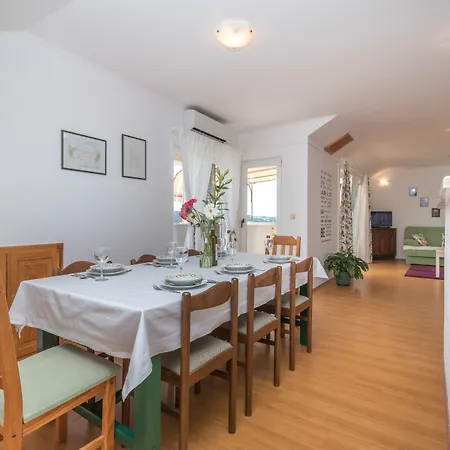 Διαμέρισμα Vojin *