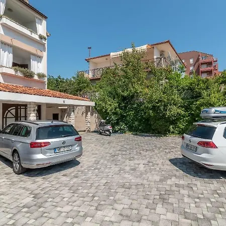 Apartment Vojin Trogir