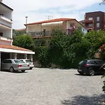 Vojin Apartment