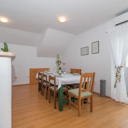 Vojin Lejlighed Trogir