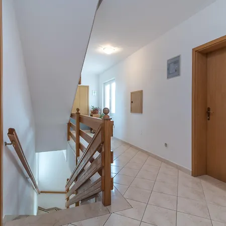 Apartman Vojin Trogir