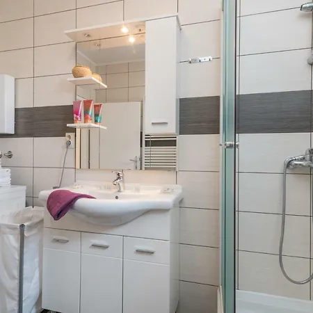 Vojin Apartment *
