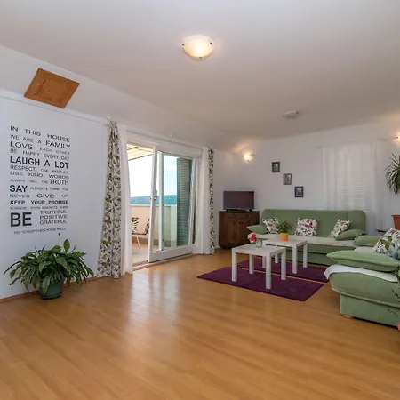 Apartamento Vojin Trogir